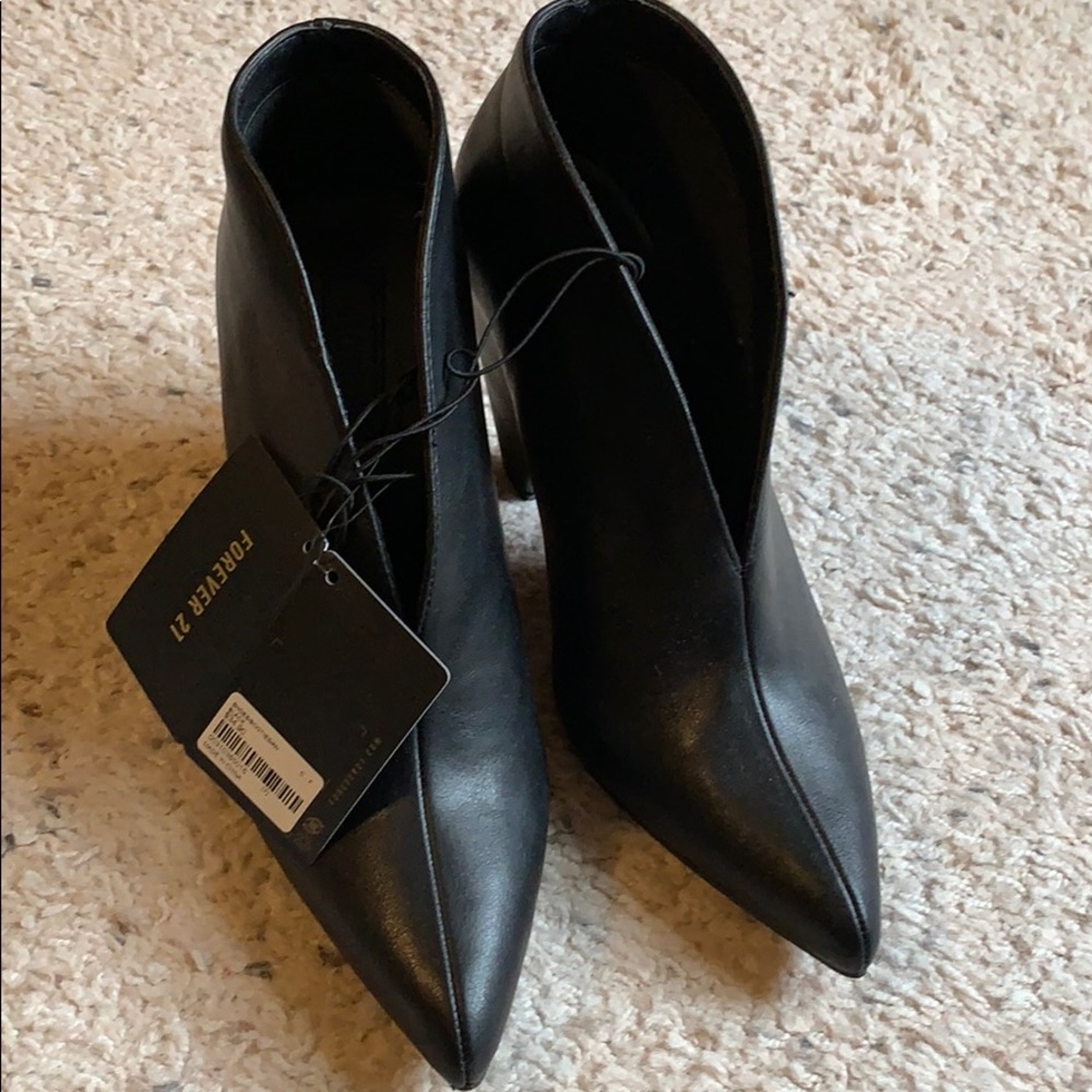Black pointed booties